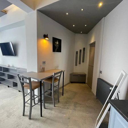Engels Apartment Kluž Exteriér fotografie