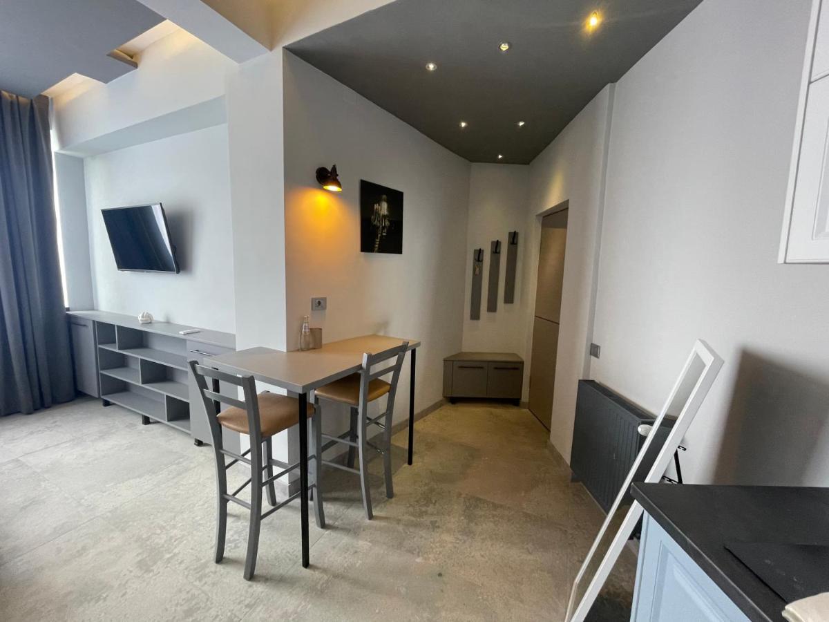 Engels Apartment Kluž Exteriér fotografie