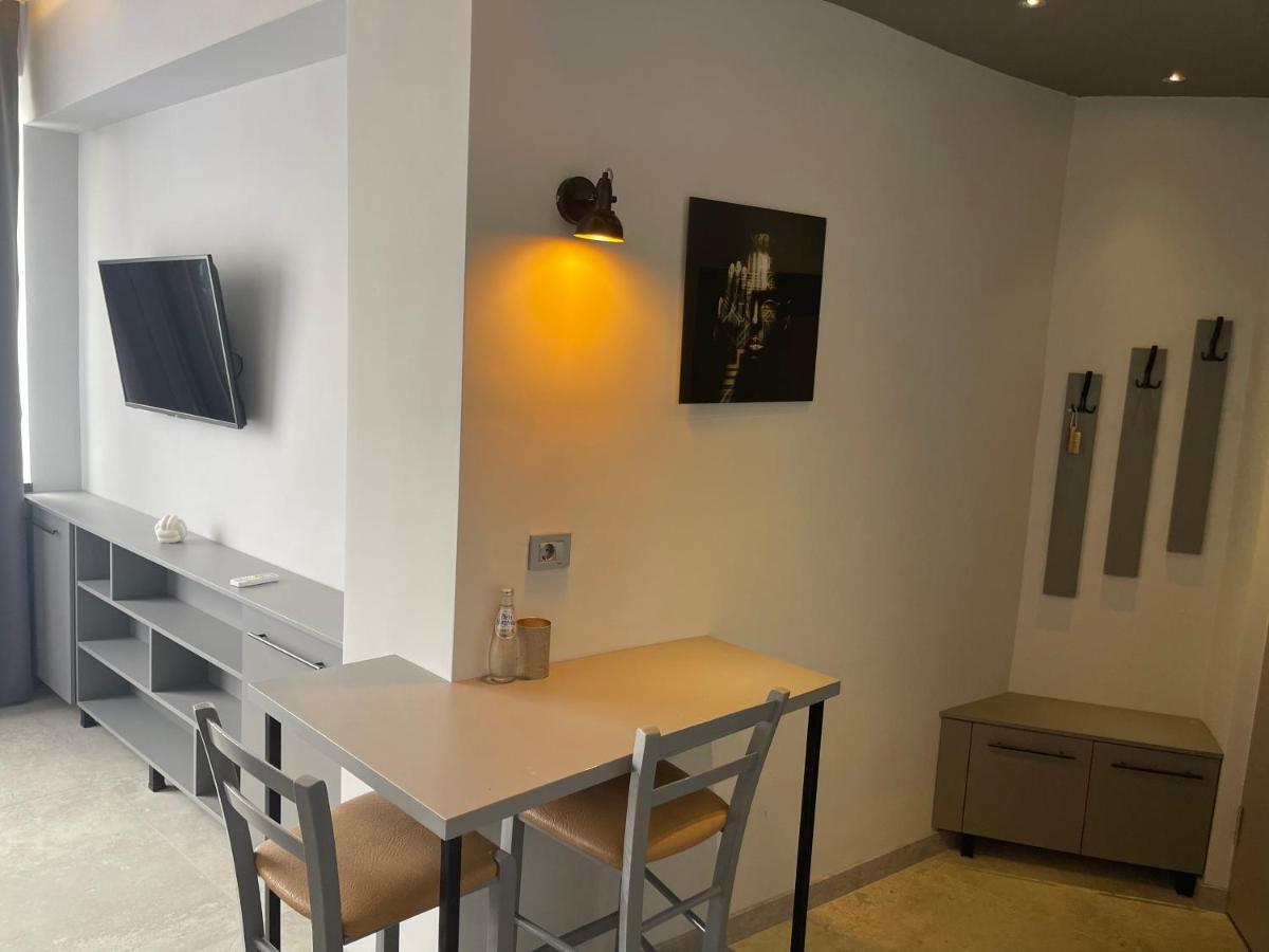 Engels Apartment Kluž Exteriér fotografie